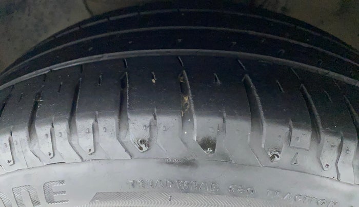 2014 Hyundai Elite i20 ASTA 1.2, Petrol, Manual, 83,423 km, Left Front Tyre Tread