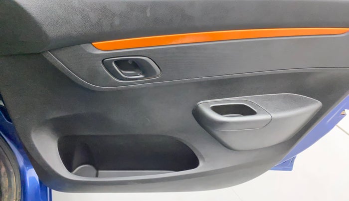 2018 Renault Kwid CLIMBER 1.0 AMT, Petrol, Automatic, 55,873 km, Driver Side Door Panels Control