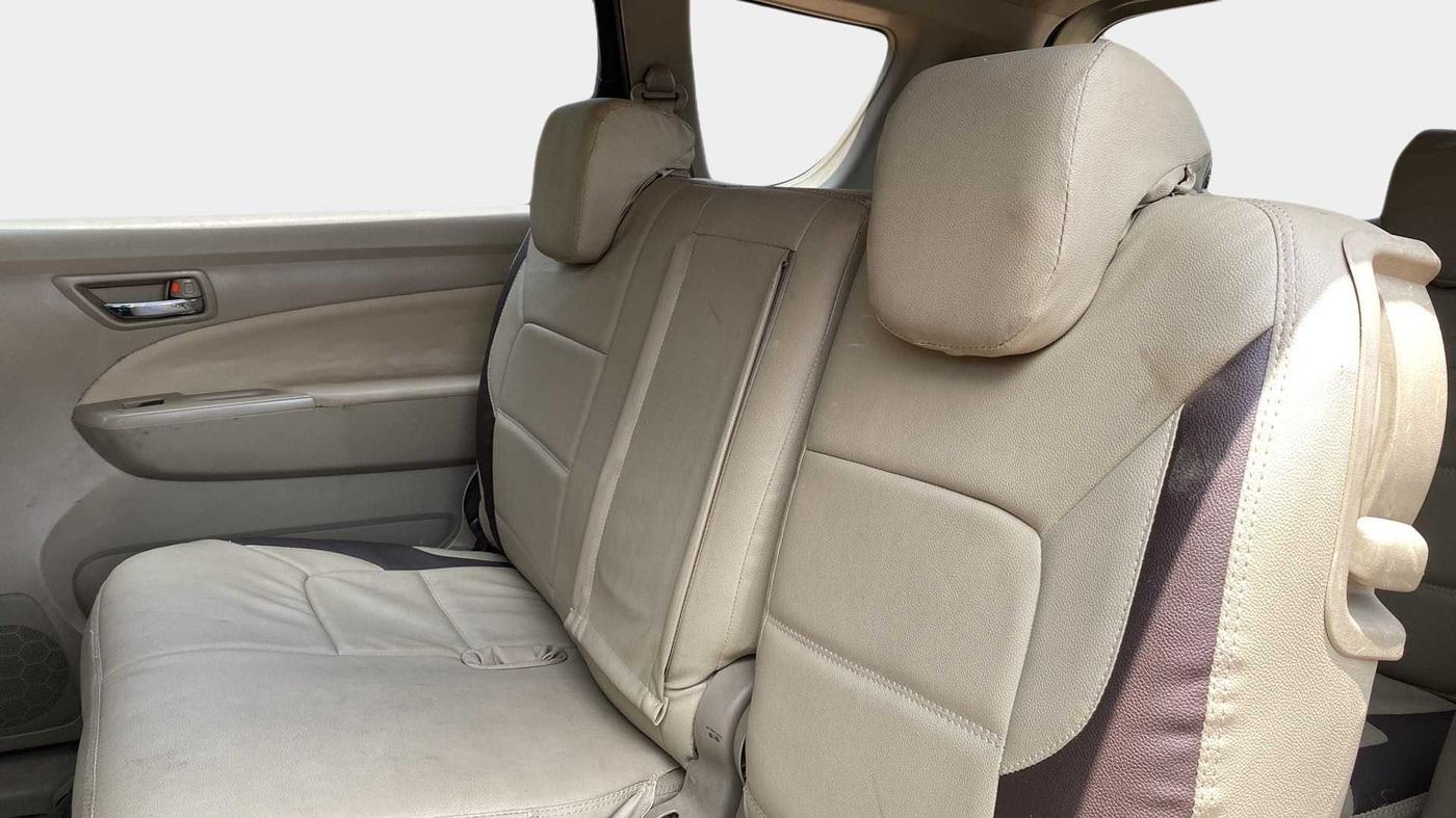 2016 Maruti Ertiga VXI, Petrol, Manual, 29,462 km, Right Side Rear Door Cabin