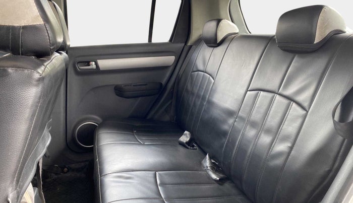 2010 Maruti Swift VXI, Petrol, Manual, 90,917 km, Right Side Rear Door Cabin