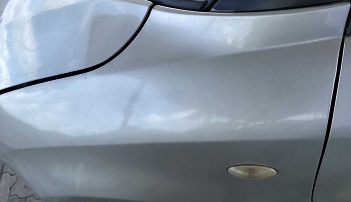 2010 Maruti Swift VXI, Petrol, Manual, 90,917 km, Left fender - Minor scratches