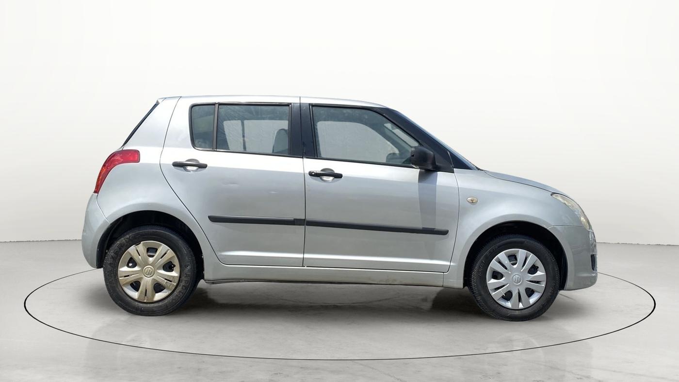 2010 Maruti Swift VXI, Petrol, Manual, 90,917 km, Right Side View