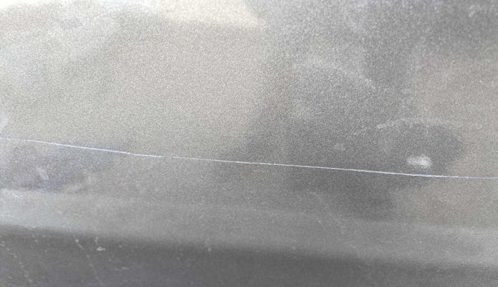 2017 Mahindra Kuv100 K2 6 STR, Petrol, Manual, 54,698 km, Front passenger door - Minor scratches