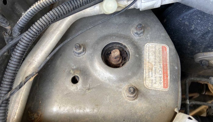 2017 Mahindra Kuv100 K2 6 STR, Petrol, Manual, 54,698 km, Left Apron - Apron is partially repaired