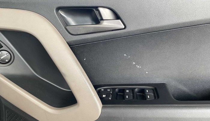 2017 Hyundai Creta SX PLUS AT 1.6 PETROL, Petrol, Automatic, 80,920 km, Driver Side Door Panels Control