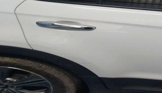 2017 Hyundai Creta SX PLUS AT 1.6 PETROL, Petrol, Automatic, 80,920 km, Right rear door - Minor scratches