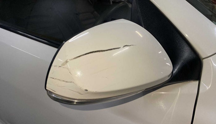 2019 Hyundai GRAND I10 NIOS SPORTZ AMT 1.2 KAPPA VTVT, Petrol, Automatic, 28,778 km, Right rear-view mirror - Minor scratches