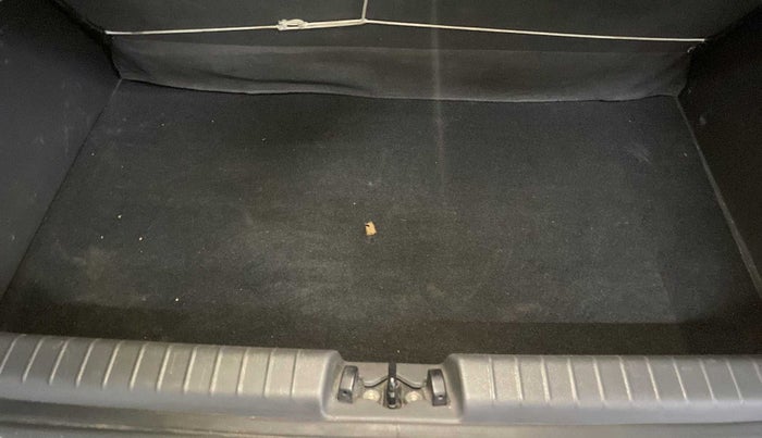2019 Hyundai GRAND I10 NIOS SPORTZ AMT 1.2 KAPPA VTVT, Petrol, Automatic, 28,778 km, Boot Inside