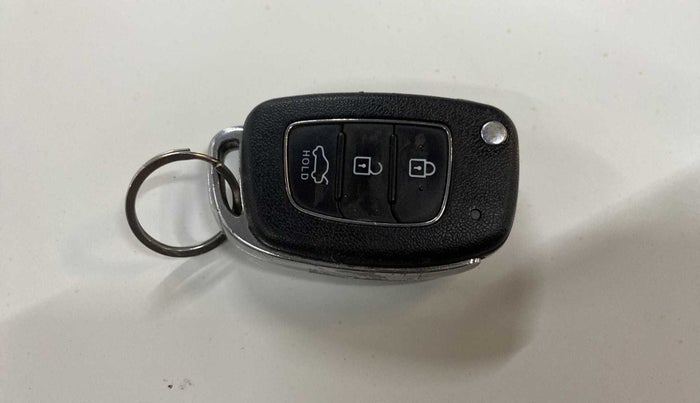 2019 Hyundai GRAND I10 NIOS SPORTZ AMT 1.2 KAPPA VTVT, Petrol, Automatic, 28,778 km, Key Close Up