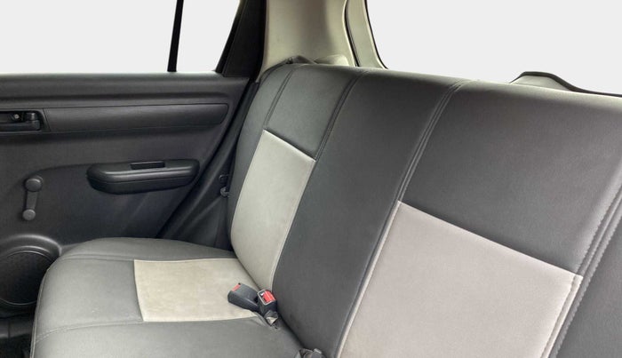 2010 Maruti Swift LXI, Petrol, Manual, 71,156 km, Right Side Rear Door Cabin