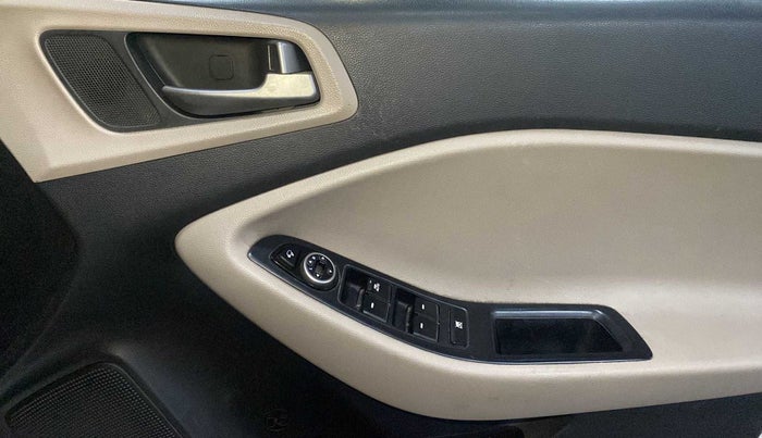 2015 Hyundai Elite i20 ASTA 1.2, Petrol, Manual, 92,906 km, Driver Side Door Panels Control