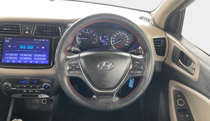 2014 Hyundai Elite i20 SPORTZ 1.2 (O), Petrol, Manual, 94,133 km, Steering Wheel Close Up