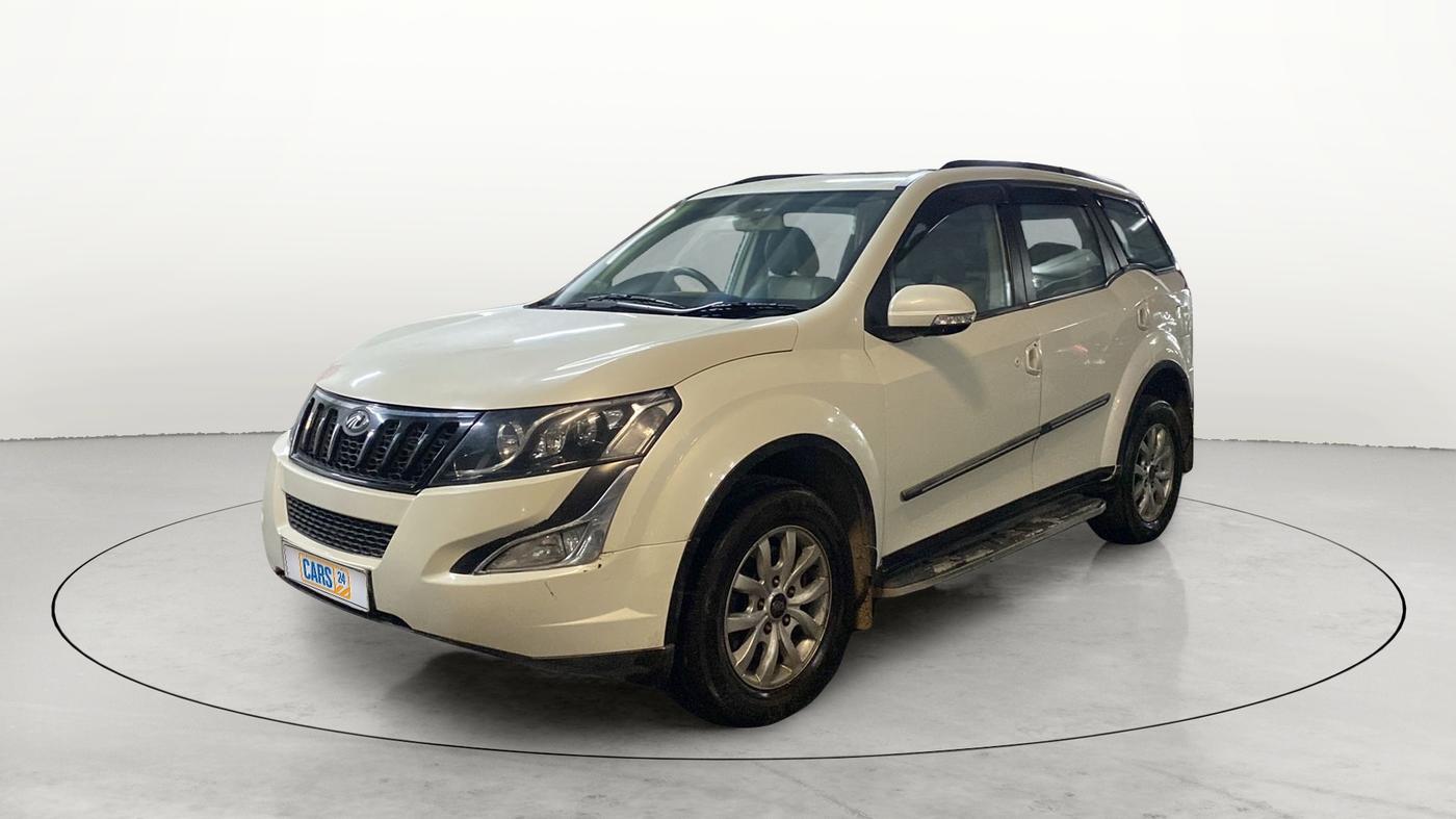 2015 Mahindra XUV500 W10, Diesel, Manual, 91,571 km, Left Front Diagonal