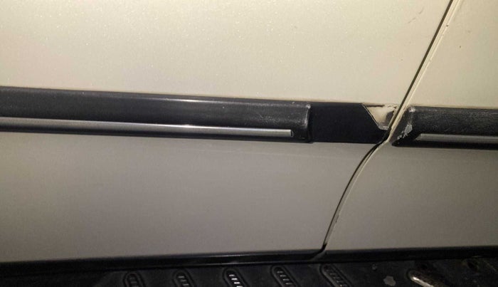 2015 Mahindra XUV500 W10, Diesel, Manual, 91,571 km, Right rear door - Minor scratches