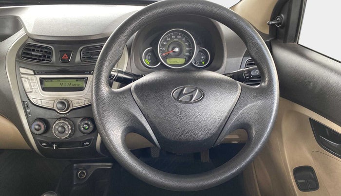 2018 Hyundai Eon MAGNA +, Petrol, Manual, 54,773 km, Steering Wheel Close Up