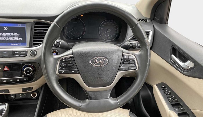 2018 Hyundai Verna 1.6 VTVT SX (O) AT, Petrol, Automatic, 25,314 km, Steering Wheel Close Up