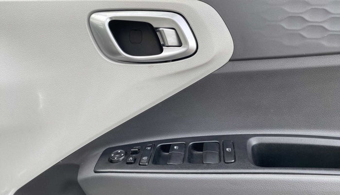 2020 Hyundai GRAND I10 NIOS SPORTZ AMT 1.2 KAPPA VTVT, Petrol, Automatic, 16,498 km, Driver Side Door Panels Control