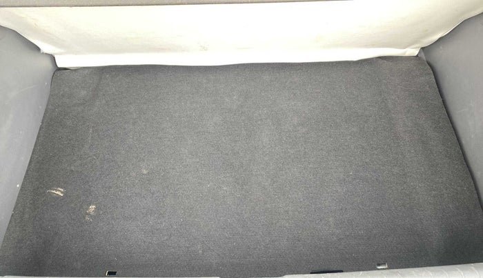 2020 Hyundai GRAND I10 NIOS SPORTZ AMT 1.2 KAPPA VTVT, Petrol, Automatic, 16,498 km, Boot Inside