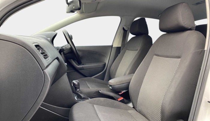 2016 Volkswagen Vento COMFORTLINE 1.2 TSI AT, Petrol, Automatic, 92,116 km, Right Side Front Door Cabin