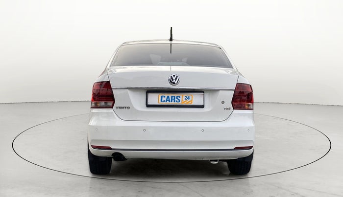 2016 Volkswagen Vento COMFORTLINE 1.2 TSI AT, Petrol, Automatic, 92,116 km, Back/Rear
