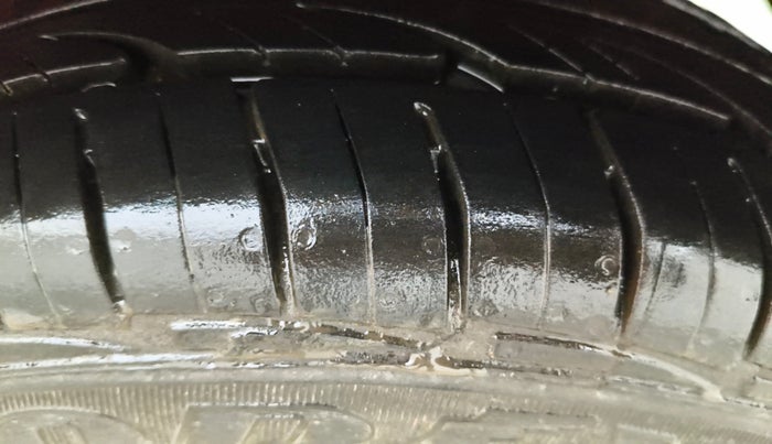 2018 Maruti Alto 800 LXI, Petrol, Manual, 55,076 km, Left Rear Tyre Tread