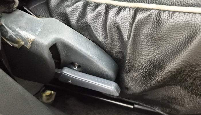 2018 Maruti Alto 800 LXI, Petrol, Manual, 55,076 km, Driver Side Adjustment Panel