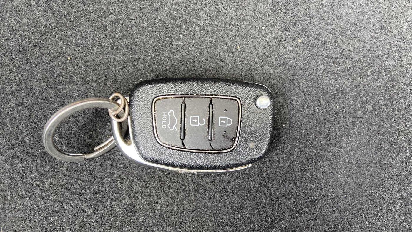 2020 Hyundai GRAND I10 NIOS SPORTZ 1.2 KAPPA VTVT, Petrol, Manual, 93,140 km, Key Close Up