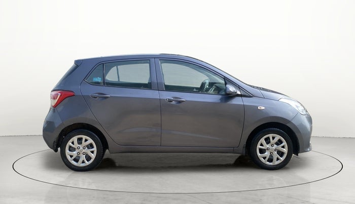 2017 Hyundai Grand i10 SPORTZ 1.2 KAPPA VTVT, Petrol, Manual, 39,176 km, Right Side