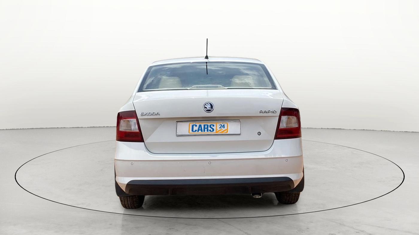 2019 Skoda Rapid AMBITION 1.6 MPI AT, Petrol, Automatic, 19,355 km, Back/Rear