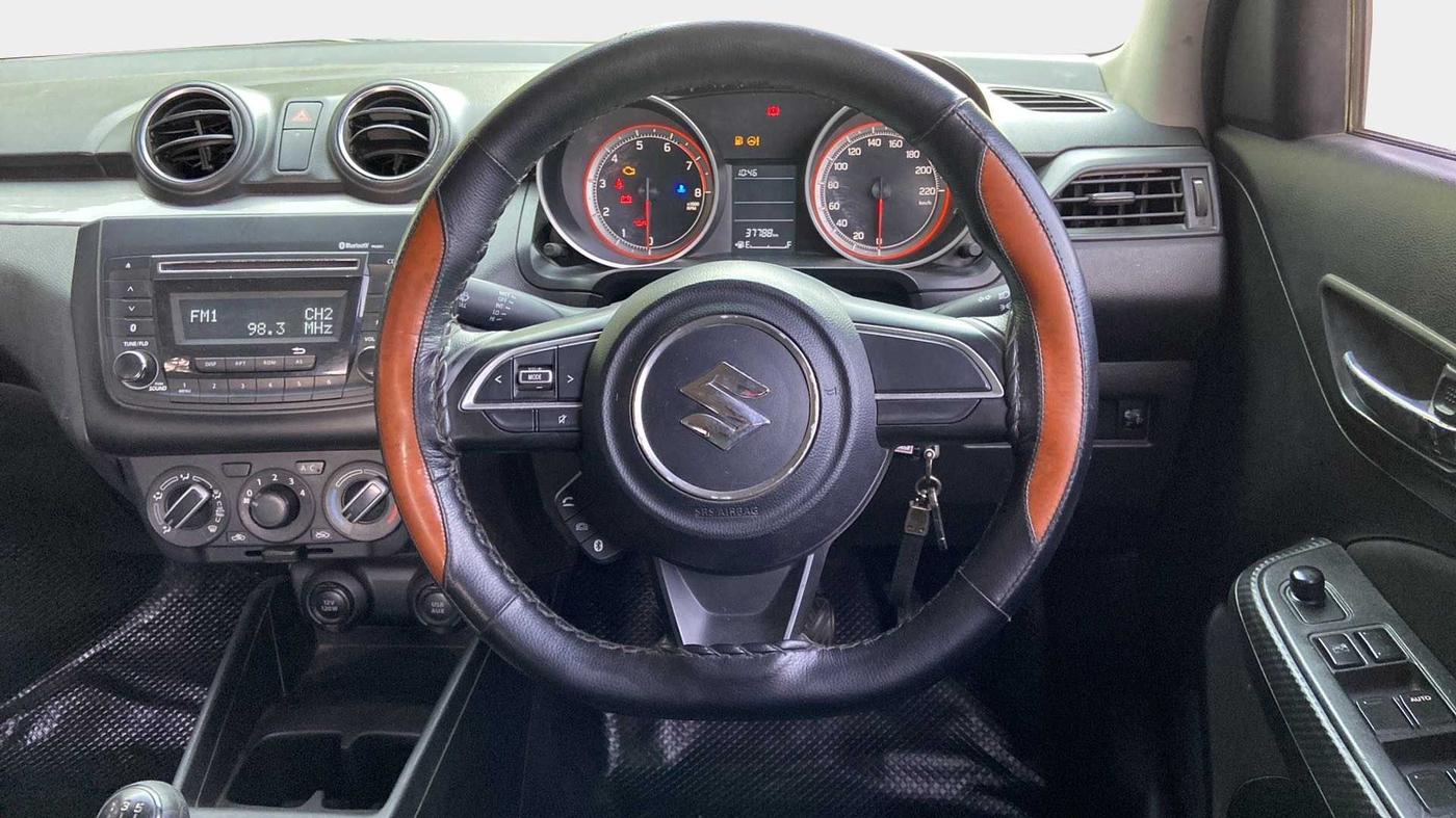 2018 Maruti Swift VXI, Petrol, Manual, 37,780 km, Steering Wheel Close Up