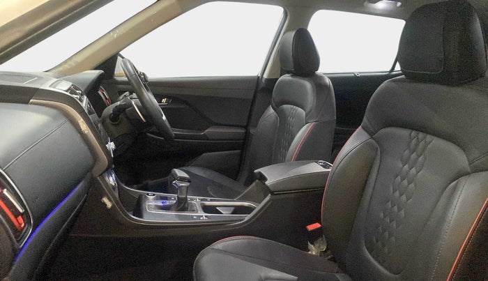 2022 Hyundai Creta SX (O) 1.4 TURBO DCT, Petrol, Automatic, 9,555 km, Right Side Front Door Cabin