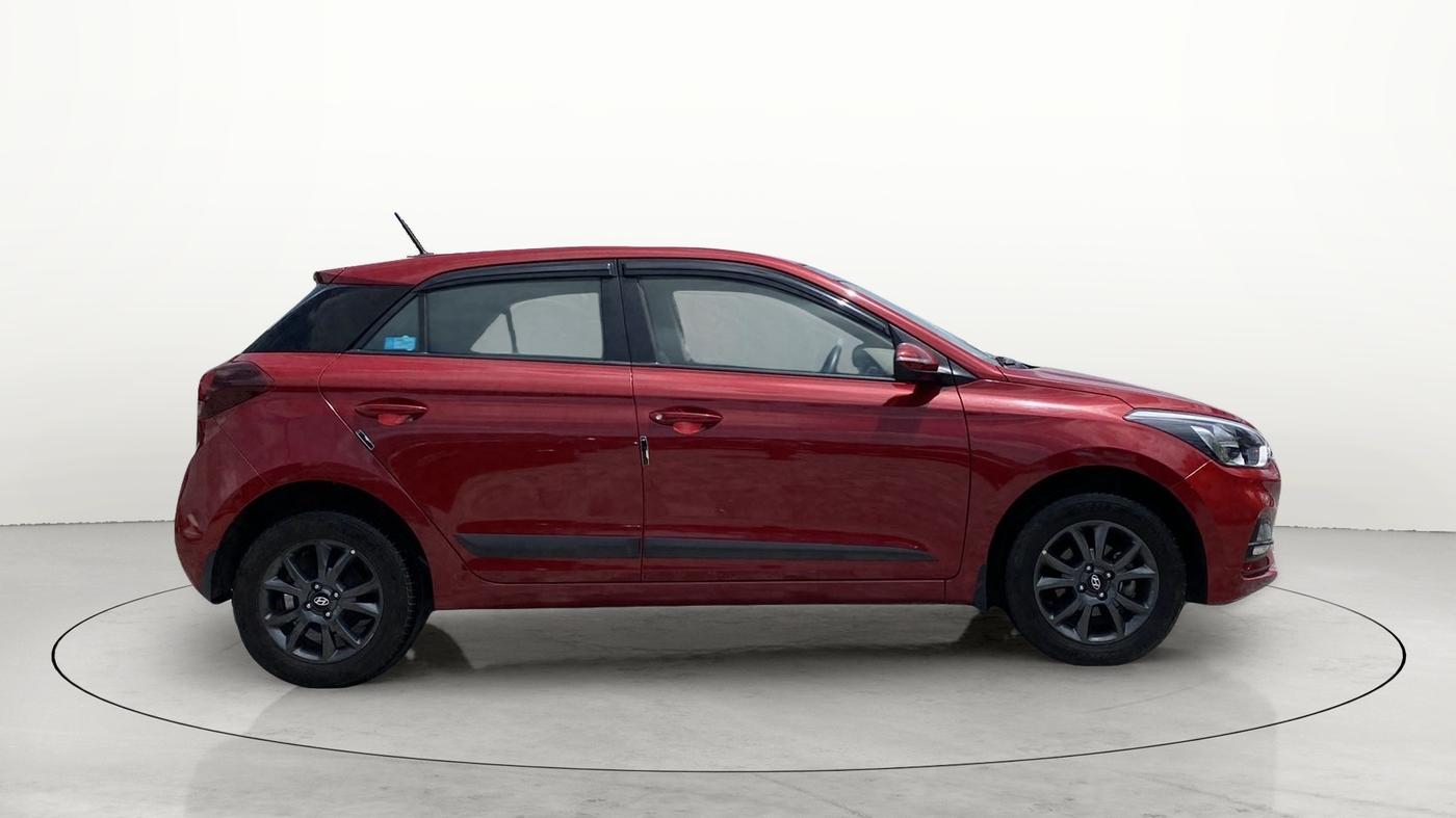 2019 Hyundai Elite i20 SPORTZ PLUS 1.2, Petrol, Manual, 30,787 km, Right Side View