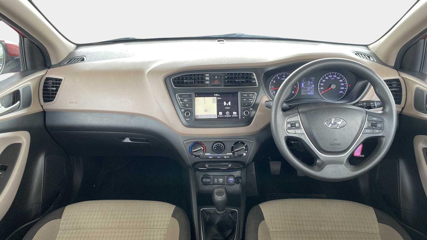 2019 Hyundai Elite i20 SPORTZ PLUS 1.2, Petrol, Manual, 30,787 km, Dashboard