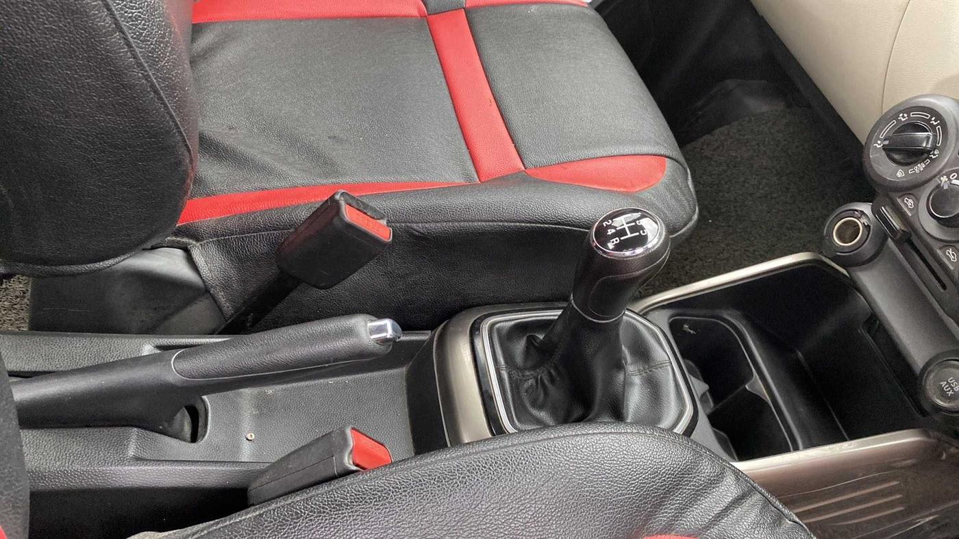 2018 Maruti IGNIS DELTA 1.2, Petrol, Manual, 34,271 km, Gear Lever
