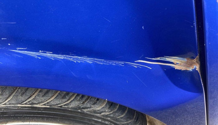 2014 Hyundai Eon MAGNA +, Petrol, Manual, 29,940 km, Right quarter panel - Minor scratches
