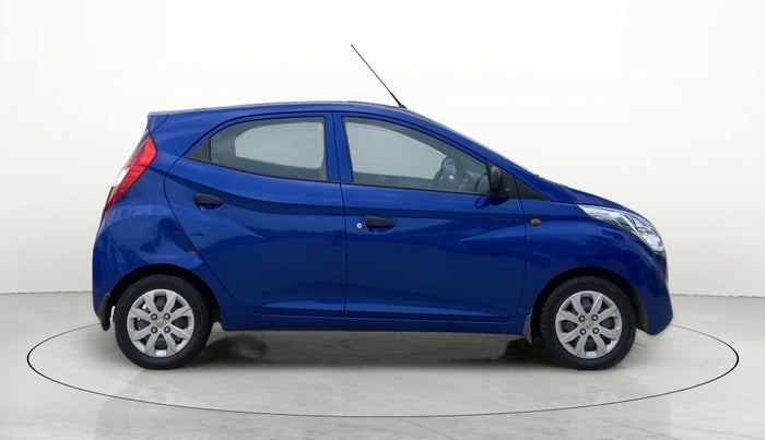 2014 Hyundai Eon MAGNA +, Petrol, Manual, 29,940 km, Right Side View