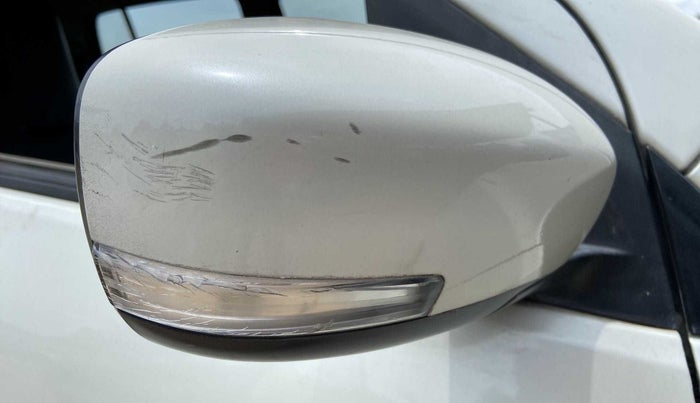2015 Maruti Celerio ZXI AMT, Petrol, Automatic, 95,209 km, Right rear-view mirror - Minor scratches