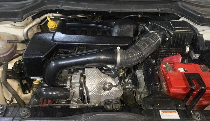 2020 Mahindra XUV300 W8 1.5 DIESEL AMT, Diesel, Automatic, 61,118 km, Open Bonet