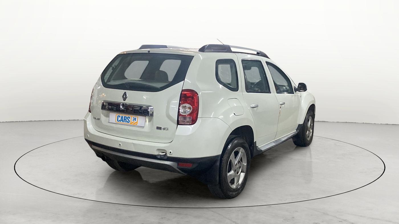 2013 Renault Duster 110 PS RXZ DIESEL, Diesel, Manual, 67,789 km, Right Back Diagonal