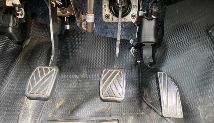 2022 Maruti Celerio VXI CNG, CNG, Manual, 19,907 km, Pedals
