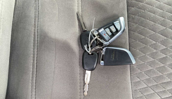2022 Maruti Celerio VXI CNG, CNG, Manual, 19,907 km, Key Close Up