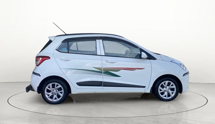 2019 Hyundai Grand i10 SPORTZ 1.2 KAPPA VTVT, Petrol, Manual, 23,125 km, Right Side View