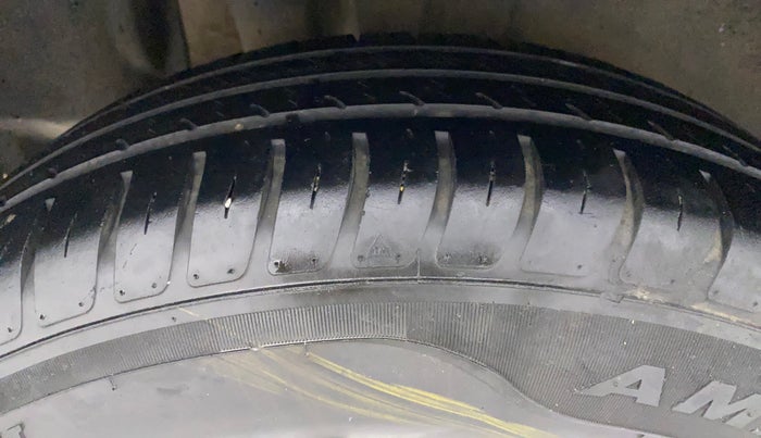 2022 Maruti Swift VXI, Petrol, Manual, 51,153 km, Right Rear Tyre Tread