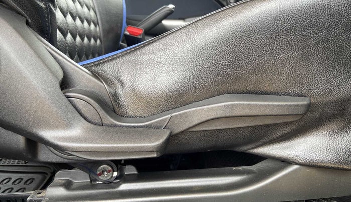 2020 Toyota Glanza G, Petrol, Manual, 21,658 km, Driver Side Adjustment Panel