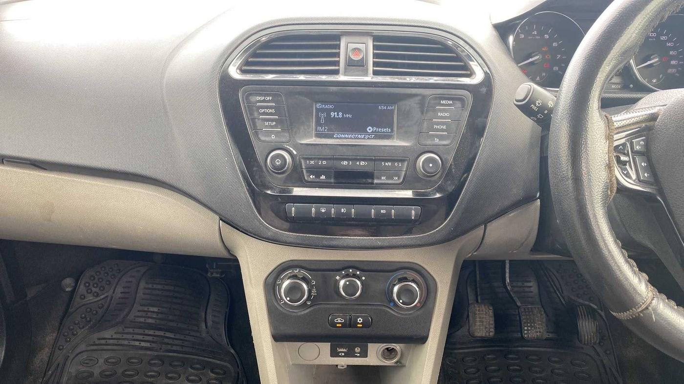 2018 Tata Tiago XZ PETROL, Petrol, Manual, 53,727 km, Air Conditioner