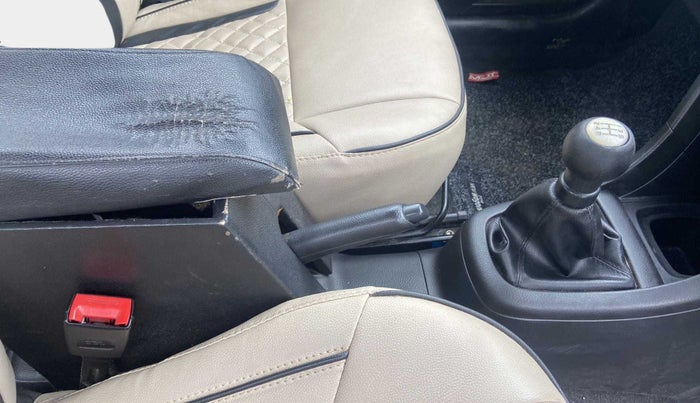 2015 Maruti Swift LXI, Petrol, Manual, 75,160 km, Gear Lever