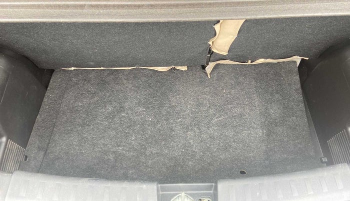 2015 Maruti Swift LXI, Petrol, Manual, 75,160 km, Boot Inside