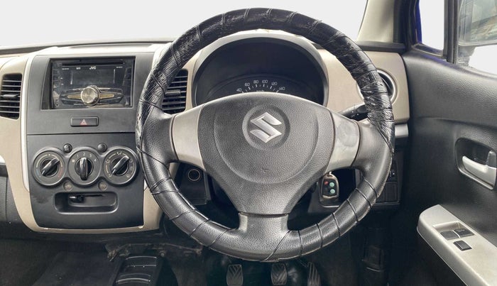 2015 Maruti Wagon R 1.0 LXI, Petrol, Manual, 74,802 km, Steering Wheel Close Up