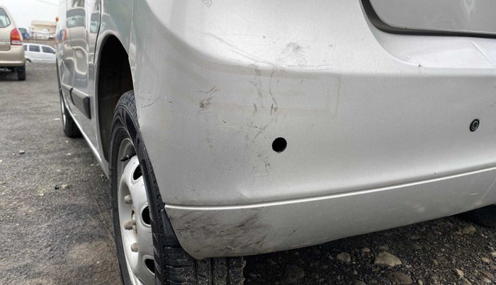 2015 Maruti Wagon R 1.0 LXI, Petrol, Manual, 74,802 km, Rear bumper - Minor scratches