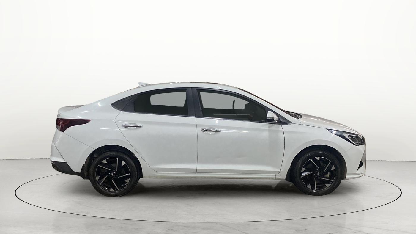 2022 Hyundai Verna SX (O) 1.5 CRDI, Diesel, Manual, 54,192 km, Right Side View